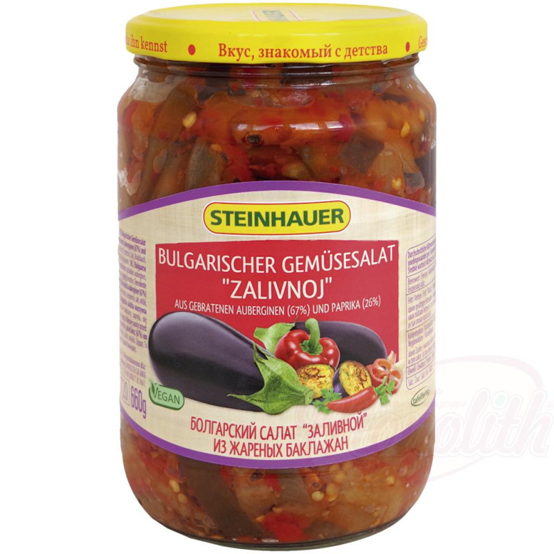 Bulgarischer Gemüsesalat Zalivnoj aus gebratenen Auberginen (67%) und Paprika (26%)