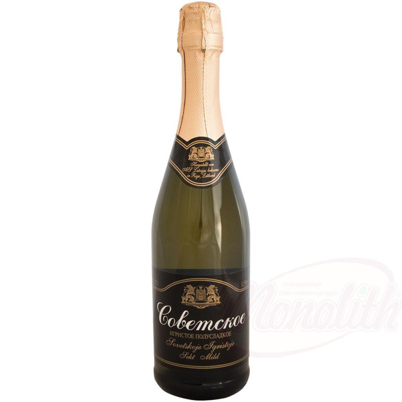 Шампанское "Советское" полусладкое 11,5% алк